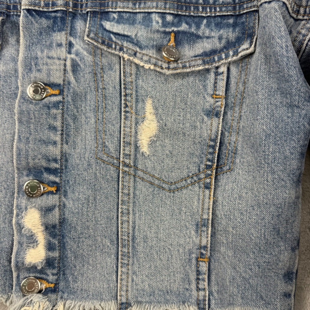 H&M &Denim Womens Light Wash Distressed Cropped Jean Jacket Blue Small Bikercore - Picture 15 of 16